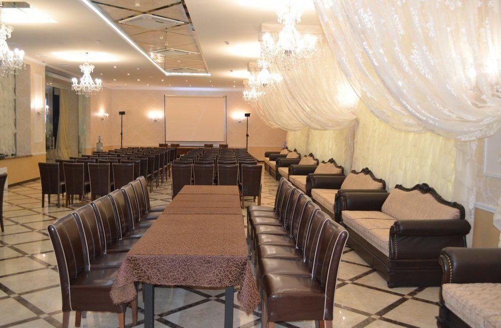 Hotel Lviv Ngoại thất bức ảnh